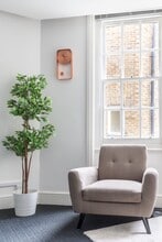 4 Bloomsbury Sq, London to rent Interior Photo- Image 2 of 6