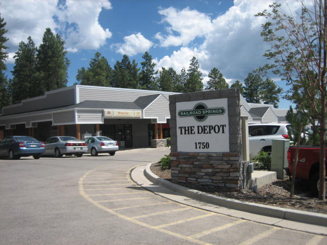 1750 S Railroad Springs Blvd, Flagstaff, AZ for rent - Building Photo - Image 1 of 18