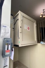 306 Bond St, Brooklyn, NY to rent Interior Photo- Image 2 of 9