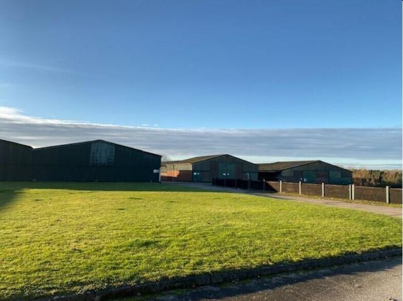 Salisbury Rd, Shalbourne for sale - Primary Photo - Image 1 of 1