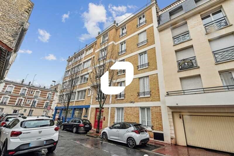18 Rue De Saisset, Montrouge to rent - Building Photo - Image 2 of 22