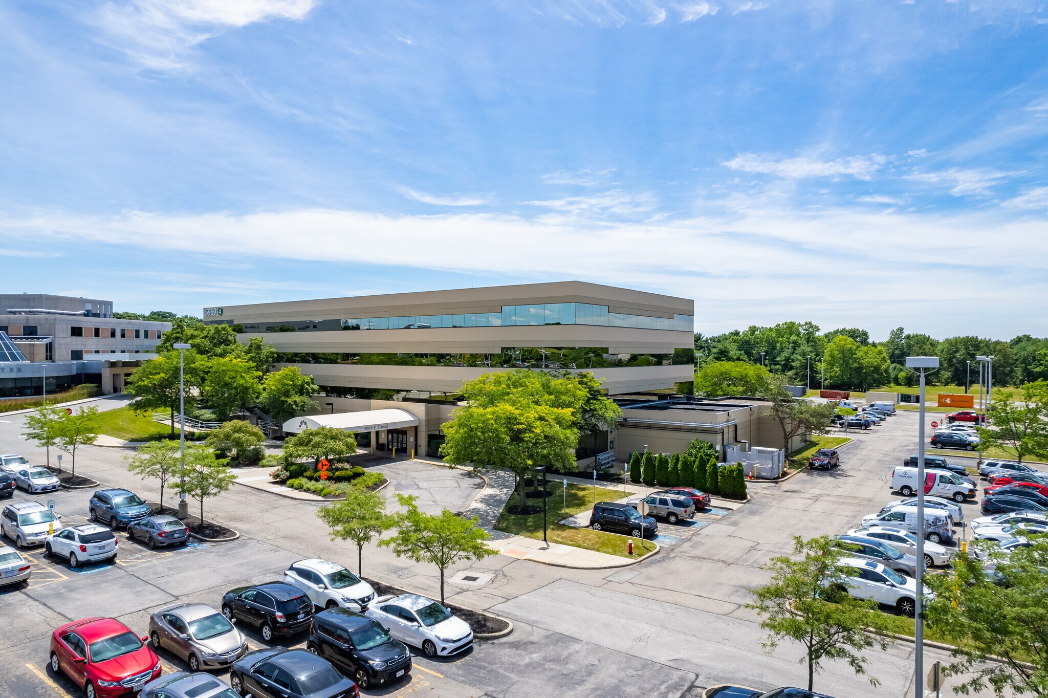 5969 E Broad St, Columbus, OH to rent Building Photo- Image 1 of 7