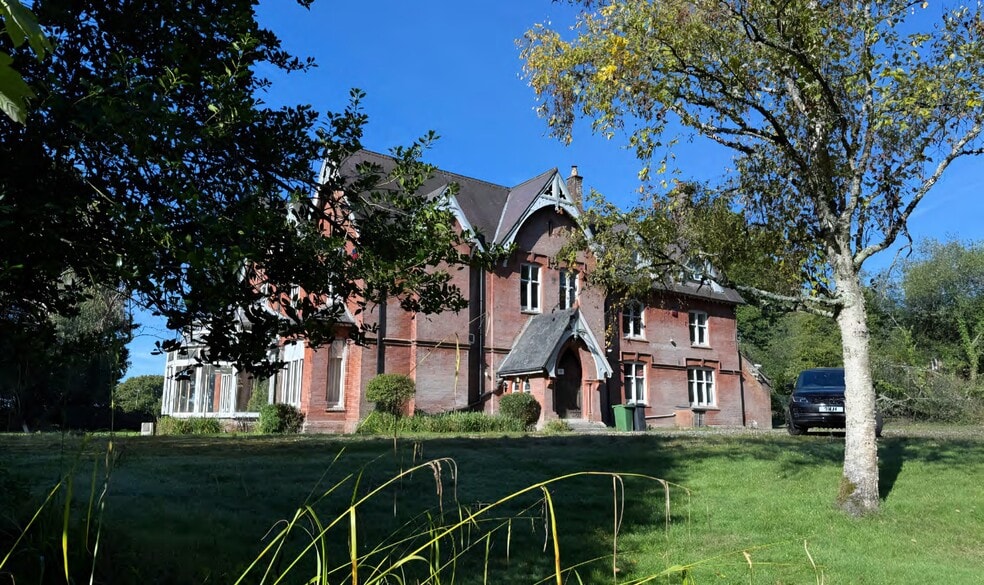 186 Main Rd, Fair Oak for sale - Building Photo - Image 2 of 10