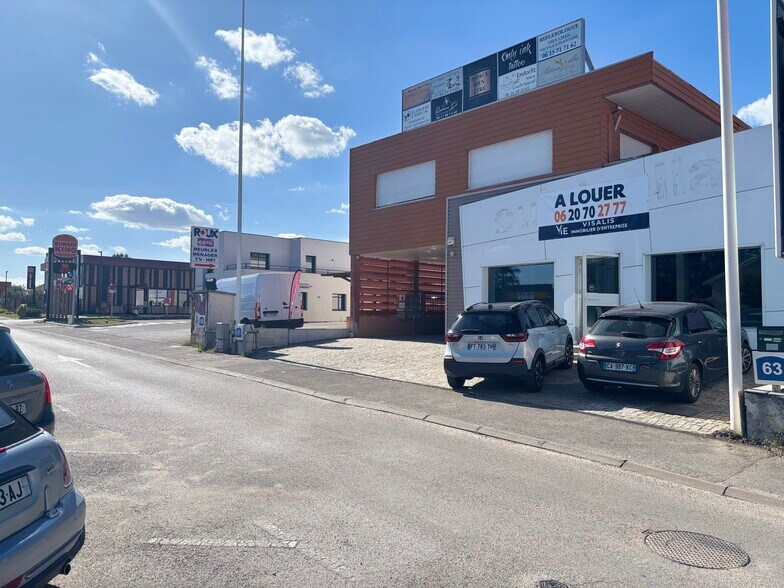 61 Route De Crémieu, Tignieu-Jameyzieu to rent - Building Photo - Image 1 of 3