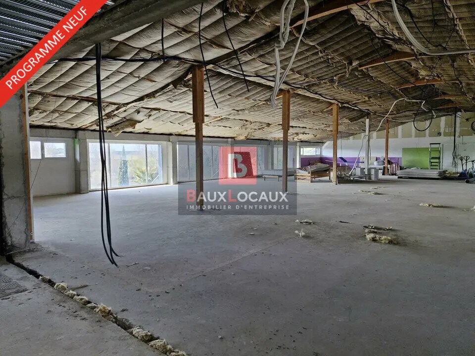 Office in Éguilles to rent Interior Photo- Image 1 of 4