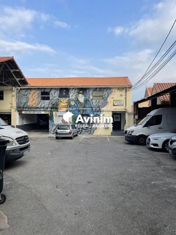 Office in Marseille to rent Primary Photo- Image 1 of 11