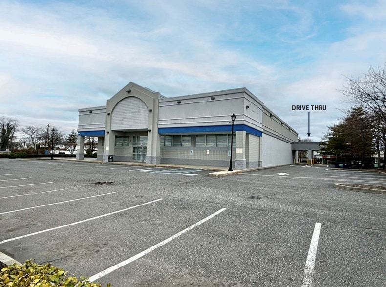 901-925 Montauk Hwy, Copiague, NY for rent - Building Photo - Image 2 of 10