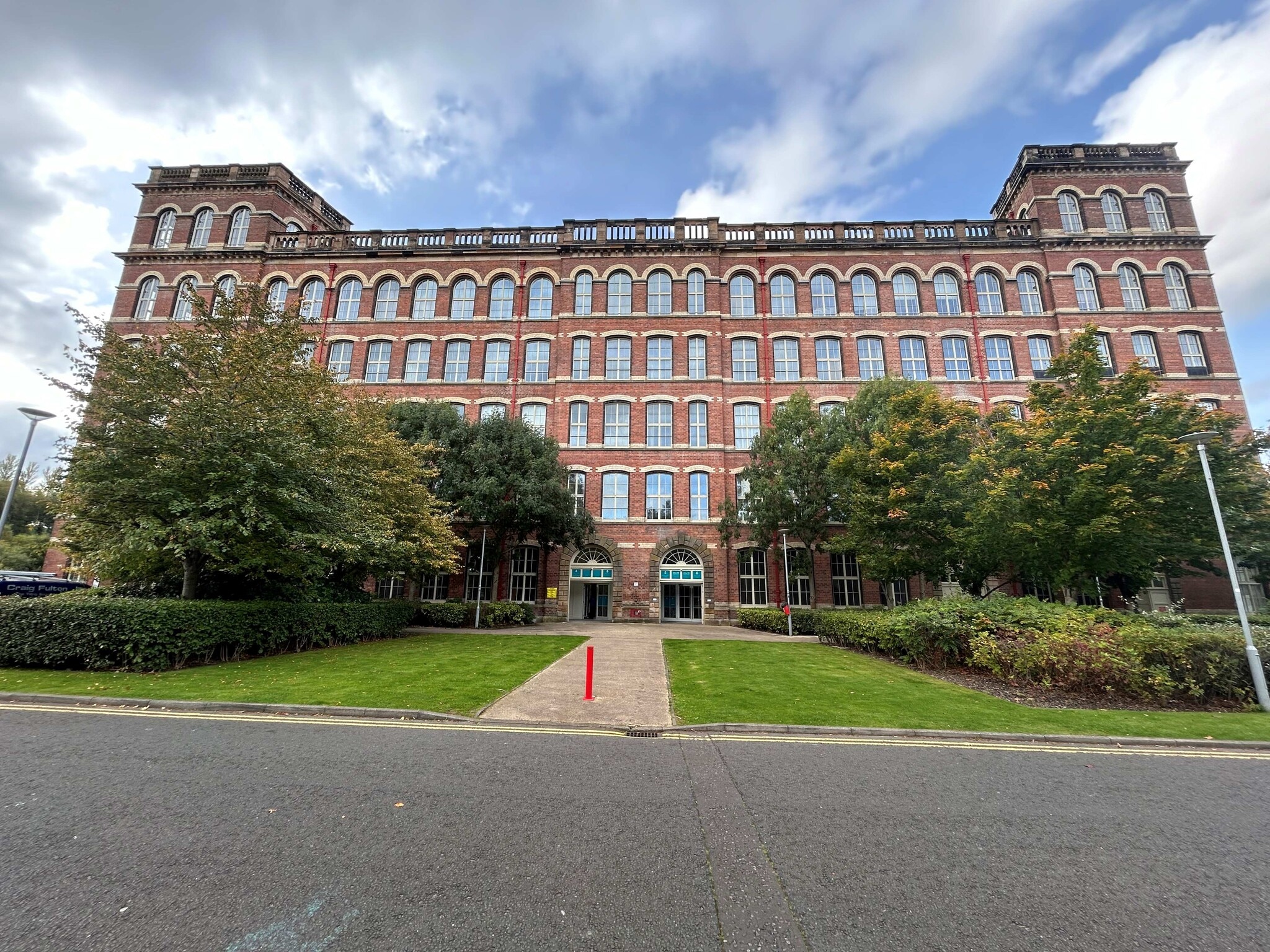 7 Thread St, Paisley to rent Building Photo- Image 1 of 5