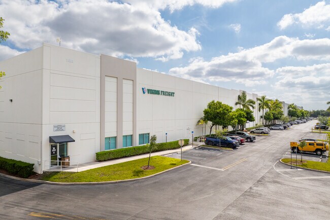 More details for 11600 NW 91st St, Miami, FL - Industrial to Rent