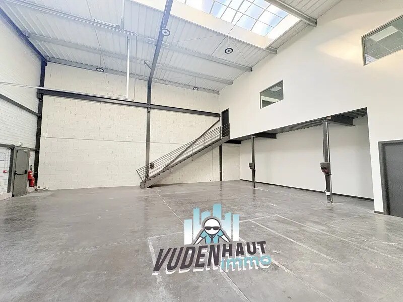 Light Industrial in Colomiers to rent Interior Photo- Image 1 of 19