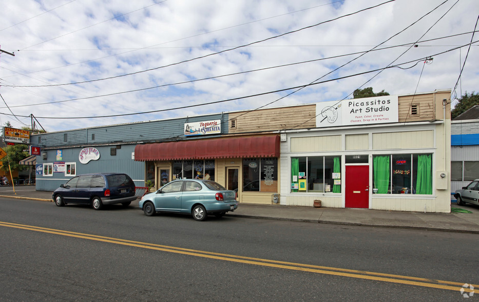 8021-8039 SE 17th Ave, Portland, OR for rent - Building Photo - Image 3 of 11