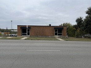 3120-3122 E Lancaster Ave, Fort Worth, TX for rent Building Photo- Image 1 of 18