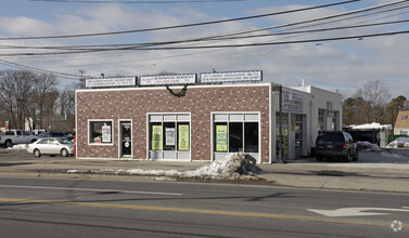 1535 Montauk Hwy, Oakdale, NY for rent Building Photo- Image 1 of 8