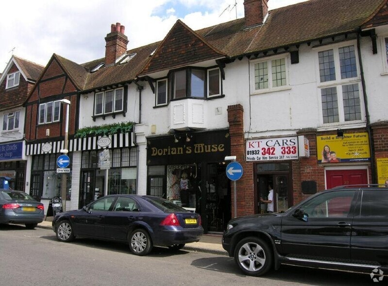 23 Station Appr, West Byfleet for sale - Primary Photo - Image 1 of 1