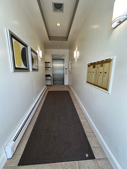 35-37 Purchase St, Rye, NY for rent - Lobby - Image 3 of 7