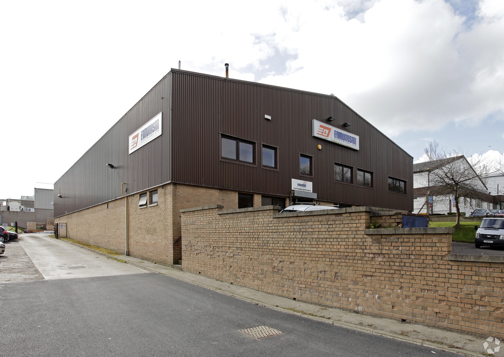 9 Abbotswell Rd, Aberdeen to rent Primary Photo- Image 1 of 2