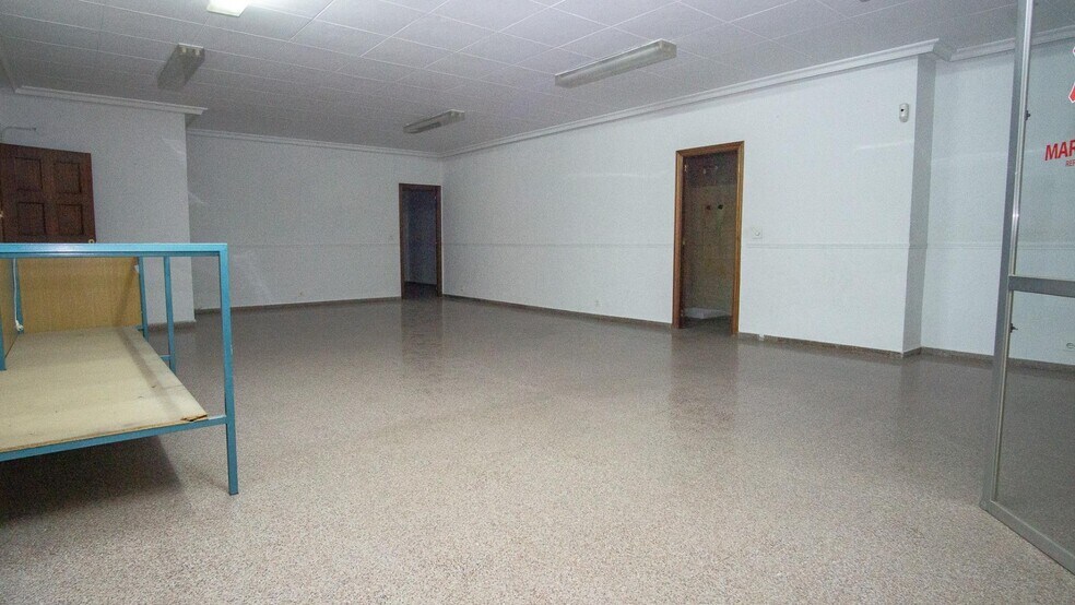 Retail in Elda, Alicante for sale - Interior Photo - Image 3 of 6