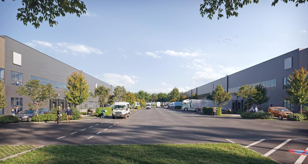 Industrial in Persan to rent Building Photo- Image 1 of 13