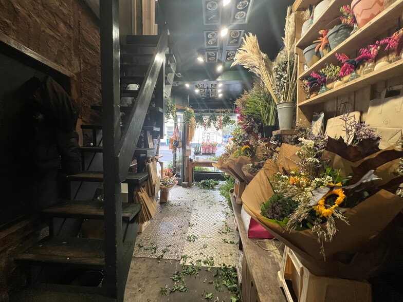 6 Castle Sq, Brighton for sale - Building Photo - Image 3 of 7