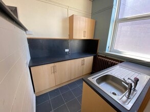 28 Peel St, Barnsley to rent Interior Photo- Image 2 of 2