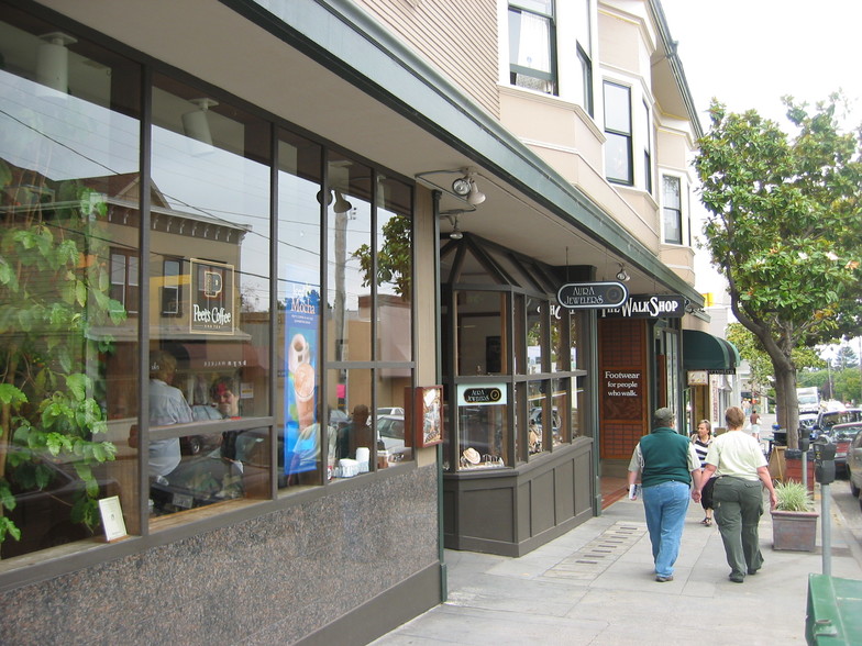 2110-2124 Vine St, Berkeley, CA for sale - Building Photo - Image 1 of 1