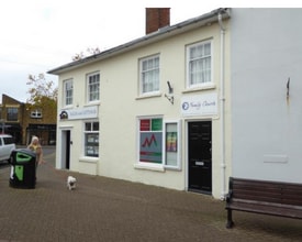 19-19A The Marsh, Southampton to rent Building Photo- Image 2 of 2