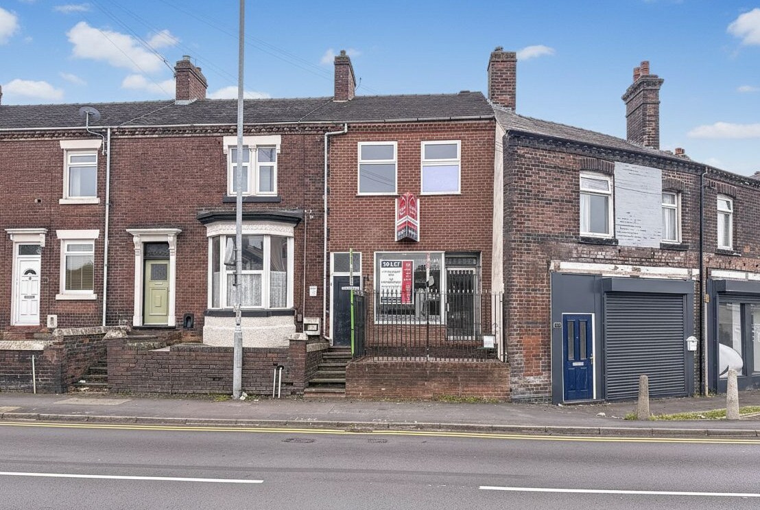 262 Werrington Rd, Stoke On Trent to rent Primary Photo- Image 1 of 11