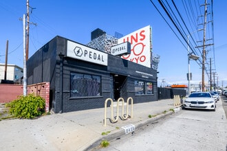 2426 Lincoln Blvd, Venice, CA to rent Building Photo- Image 2 of 15