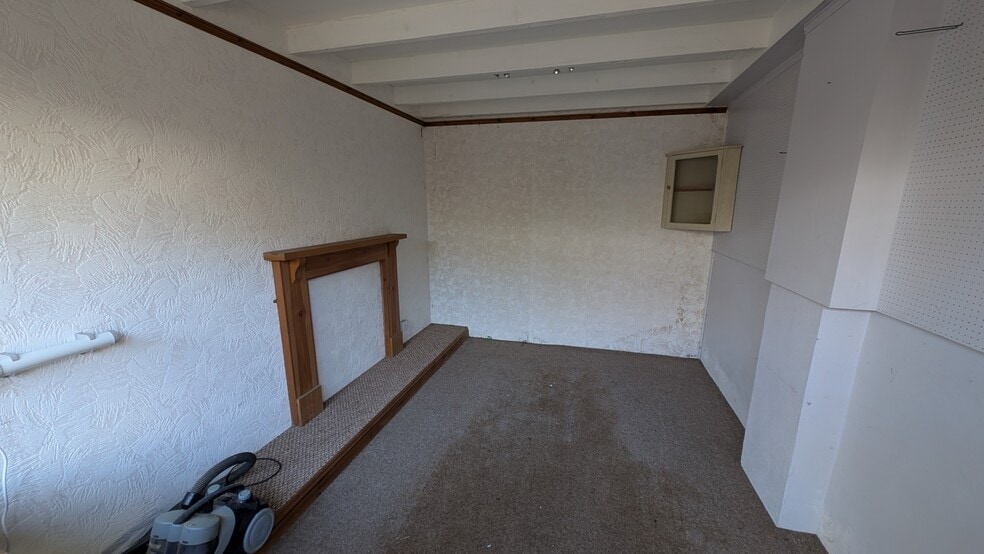 6A Alma St, Taunton to rent - Interior Photo - Image 2 of 10