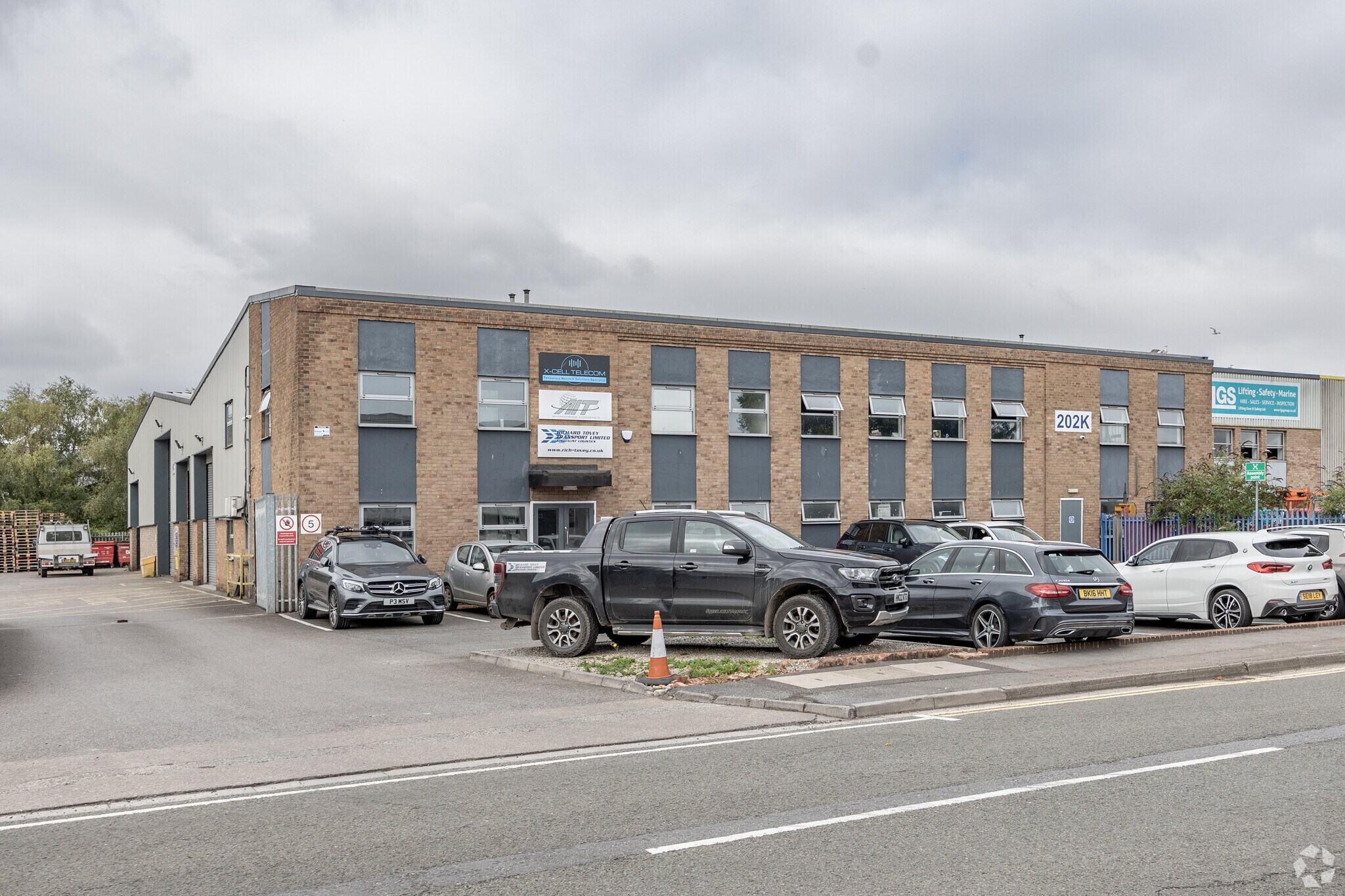 202A-202K Burcott Rd, Avonmouth for sale Primary Photo- Image 1 of 1