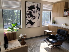 4835-4849 Van Nuys Blvd, Sherman Oaks, CA for rent Interior Photo- Image 2 of 4