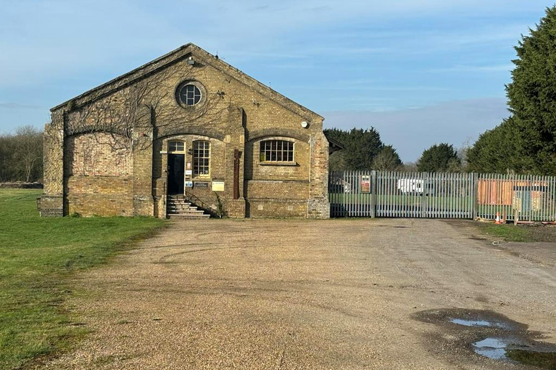 Station Rd, Mildenhall to rent Primary Photo- Image 1 of 6