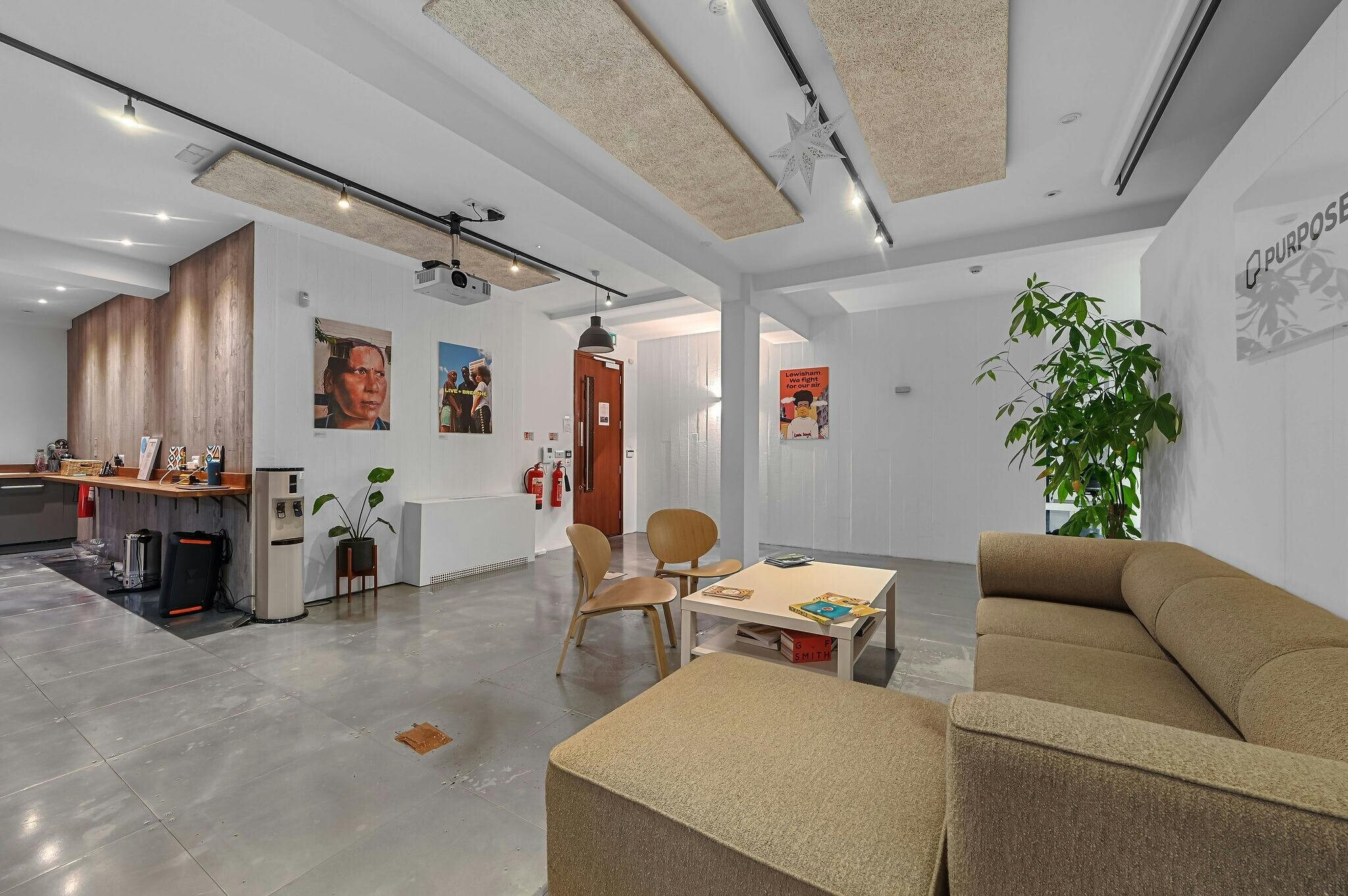 67-71 Shoreditch High St, London to rent Interior Photo- Image 1 of 3