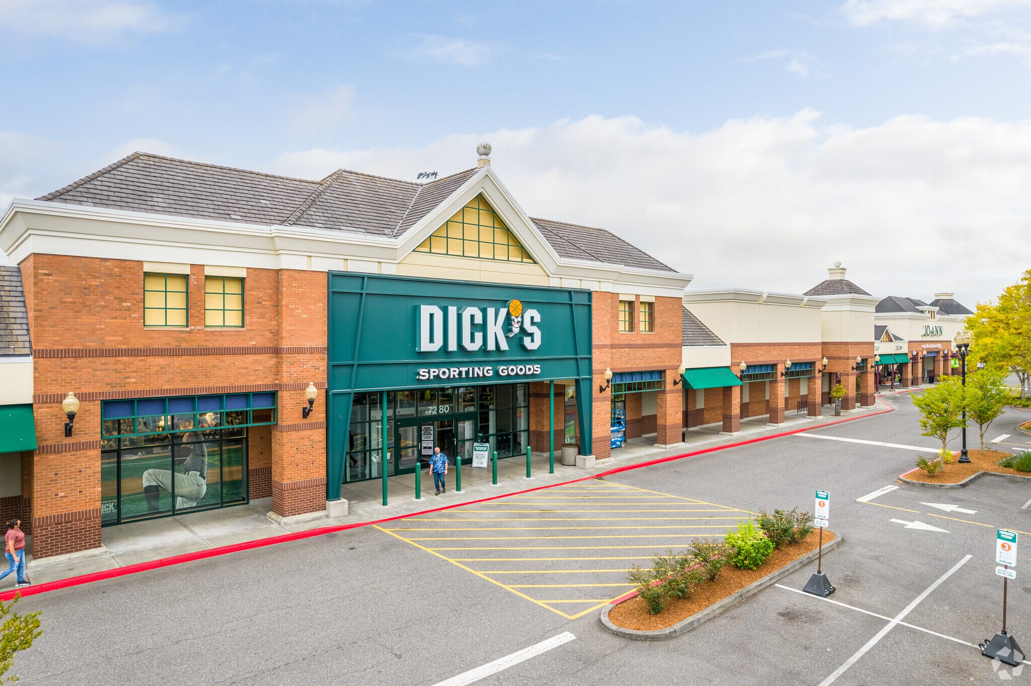 7300 NE Butler Rd, Hillsboro, OR to rent Primary Photo- Image 1 of 4