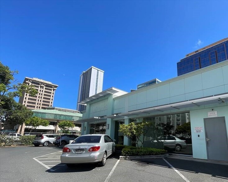 1534-1538 Kapiolani Blvd, Honolulu, HI for rent - Building Photo - Image 3 of 9