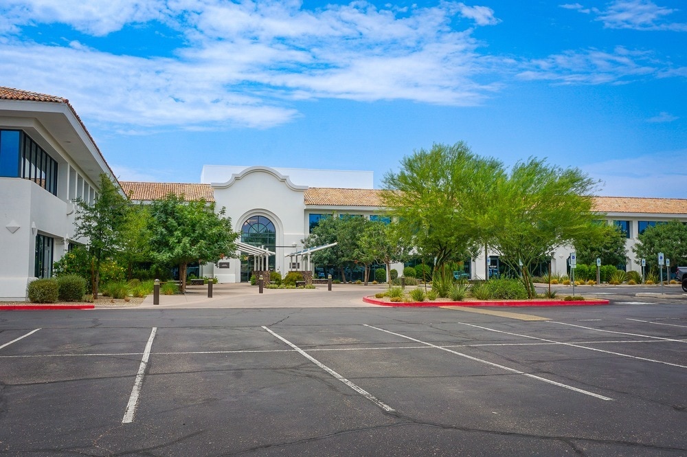 11333 N Scottsdale Rd, Scottsdale, AZ to rent Building Photo- Image 1 of 10