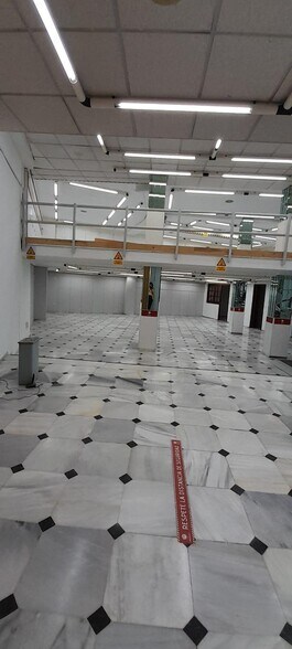 Retail in Córdoba, Córdoba for sale - Building Photo - Image 2 of 39