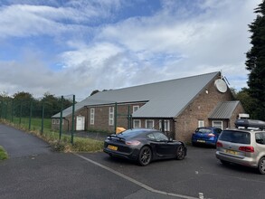 427 Halifax Road, Sheffield for rent Primary Photo- Image 1 of 10