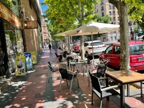 Retail in Madrid, MAD for rent Interior Photo- Image 2 of 14