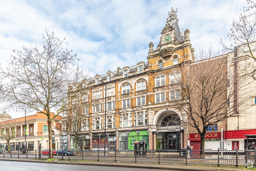 348-356 Holloway Rd, London to rent - Building Photo - Image 3 of 4