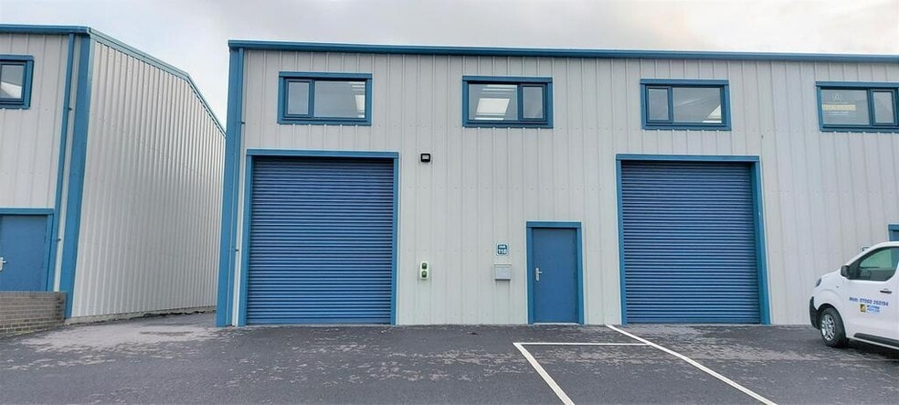 The Loop, Ramsgate to rent - Building Photo - Image 2 of 5