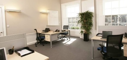 23 Melville St, Edinburgh to rent Interior Photo- Image 1 of 1