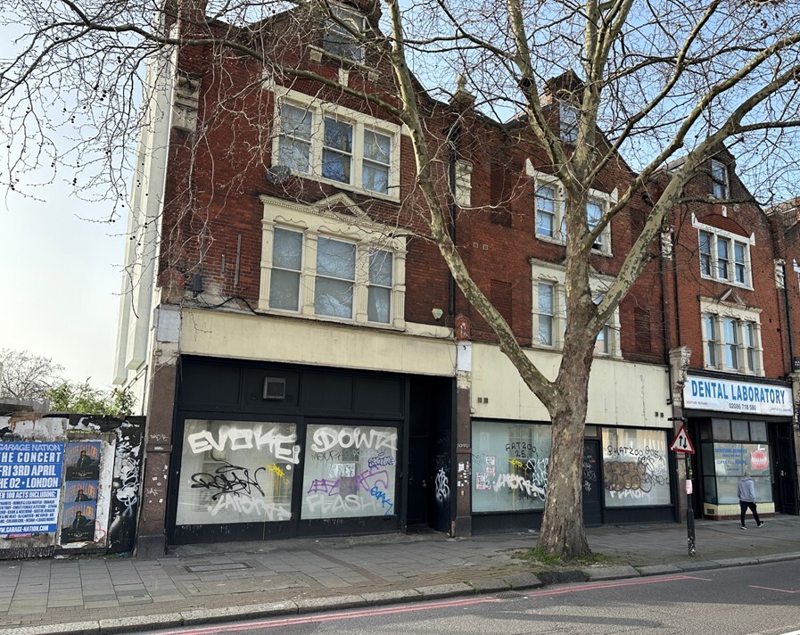 298-300 Brixton Hl, London to rent Primary Photo- Image 1 of 1