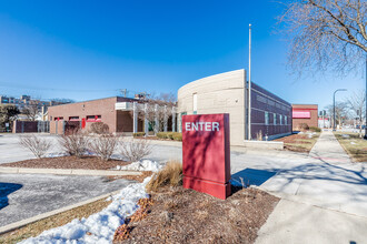 7126 N Lincoln Ave, Lincolnwood, IL for sale Building Photo- Image 1 of 1