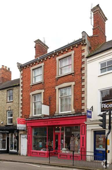 17 Northgate, Sleaford for sale - Building Photo - Image 2 of 5