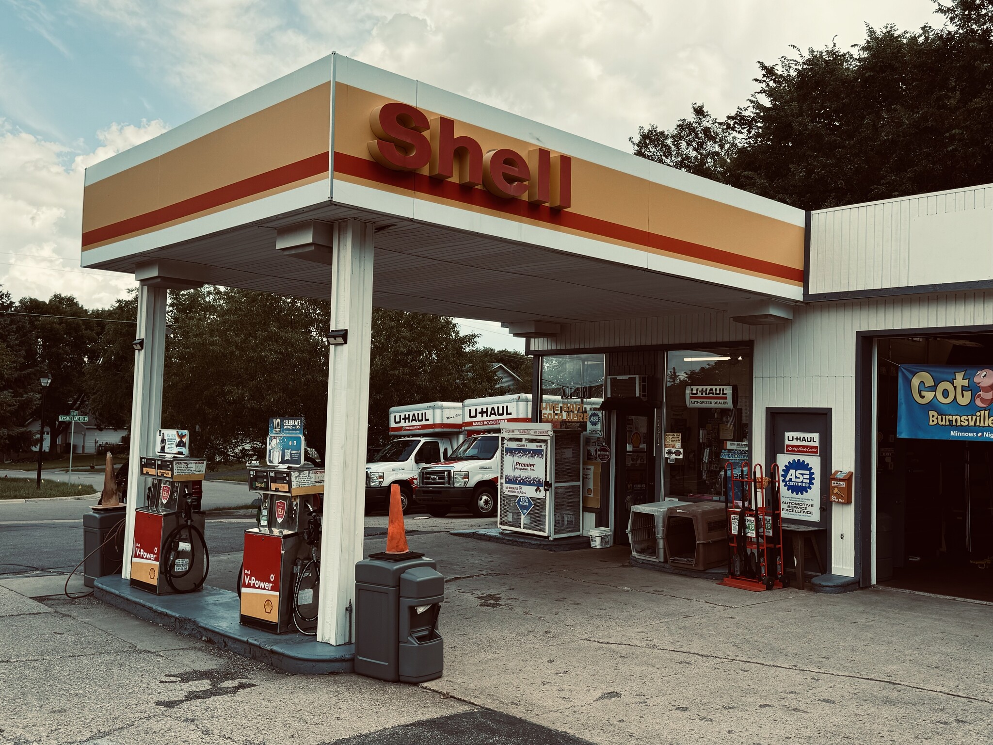 14801 County Road 5, Burnsville, MN to rent Building Photo- Image 1 of 8