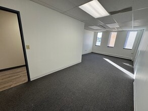 7200 E Hampden Ave, Denver, CO to rent Interior Photo- Image 1 of 2