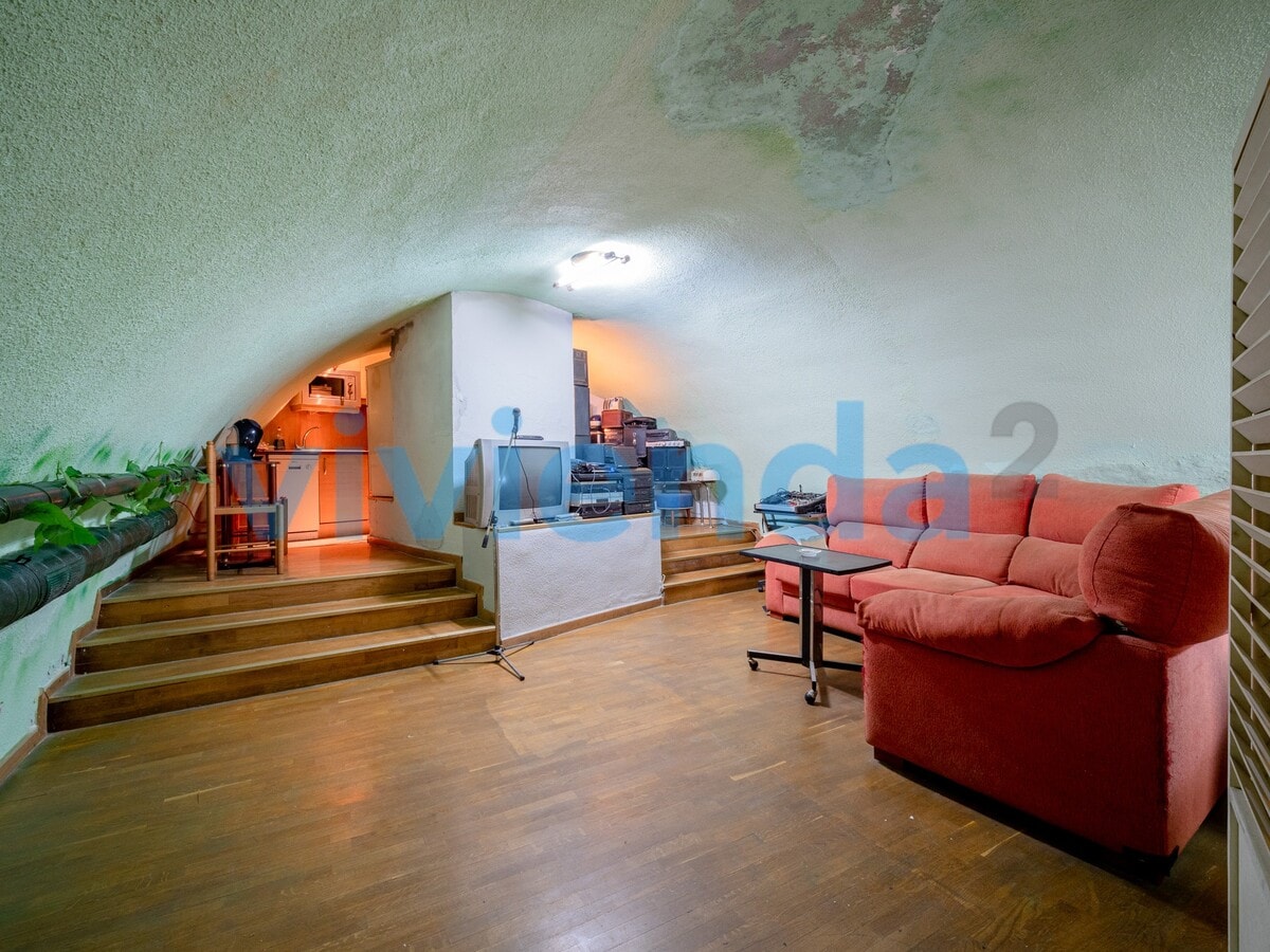 Madrid, MAD 28013 - Unit undefined -  - Interior Photo - Image 2 of 8