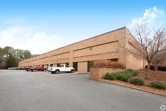 2530 Mountain Industrial Blvd, Tucker, GA for rent Primary Photo- Image 1 of 2