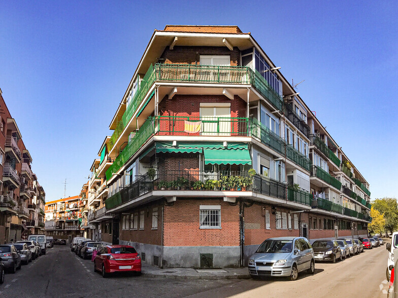 Residential in Madrid, MAD for sale - Primary Photo - Image 1 of 1